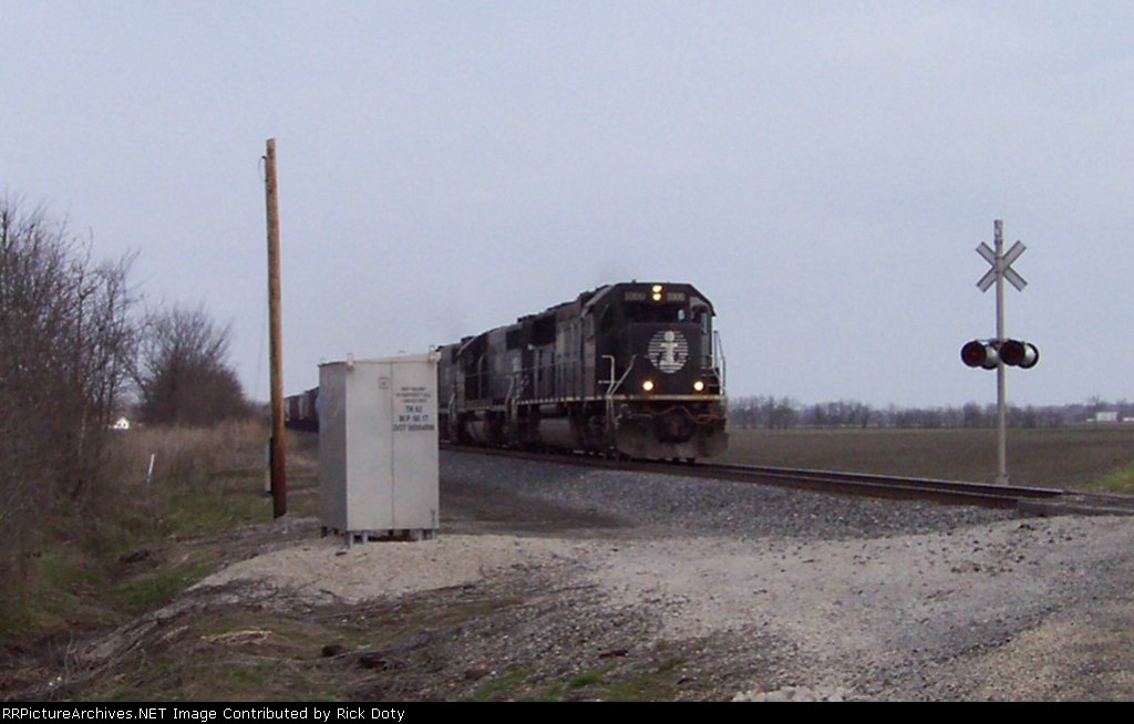 IC southbound on BNSF near Litchfield Illinois