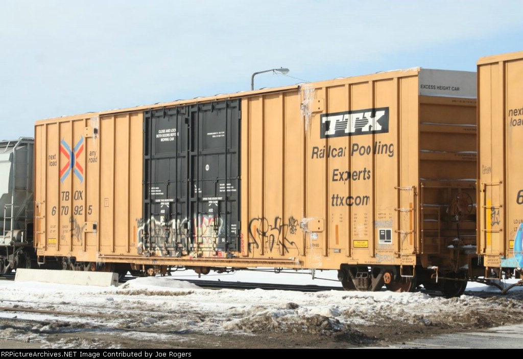 TBOX 670925