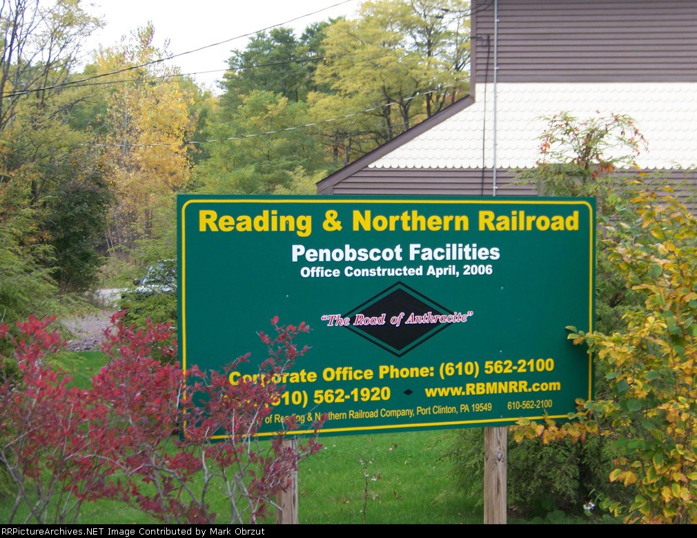 Reading and Northern Penobscot sign