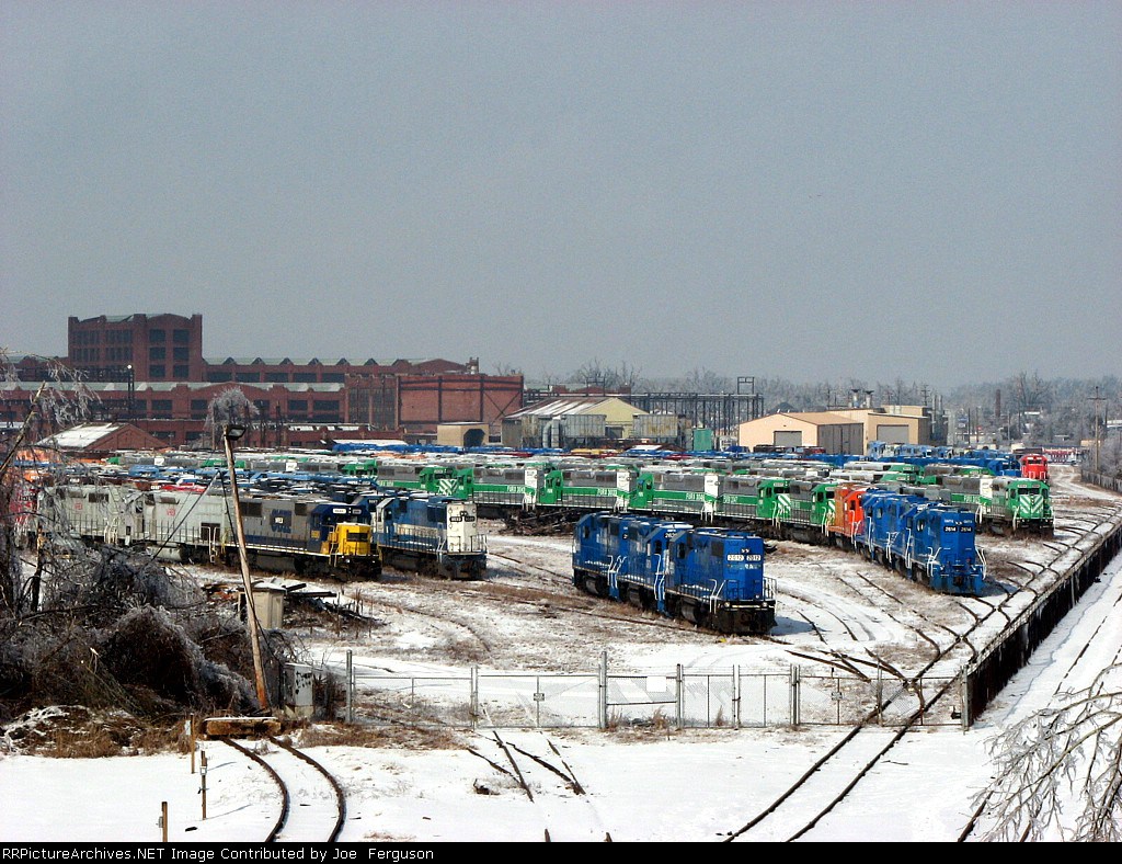 Leaser paradise at the VLV back lot