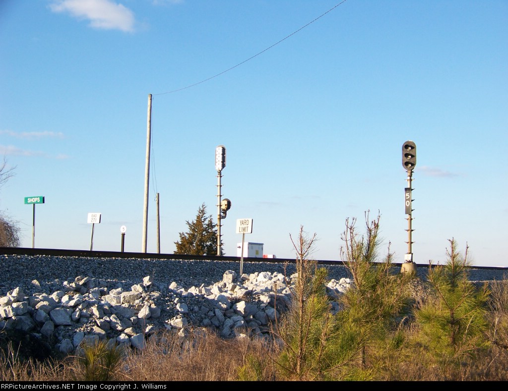 Yard bourd on the southend