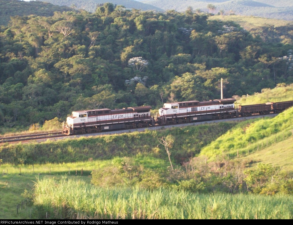 EFVM 1235