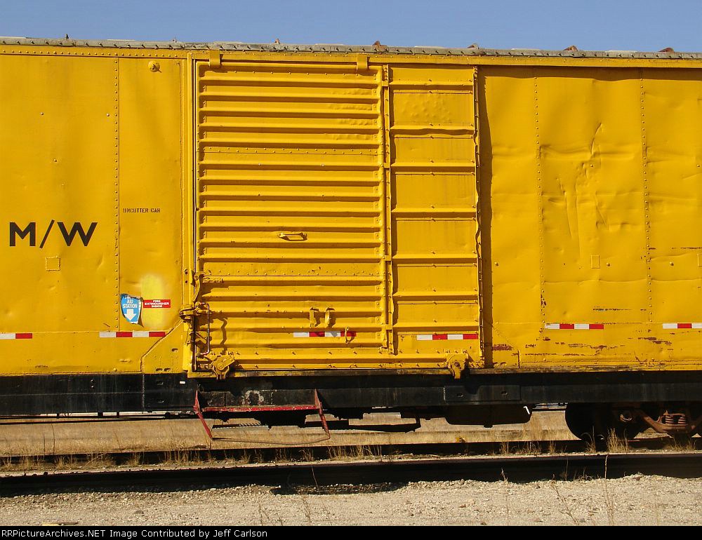 Rebuilt door on CNW 25112