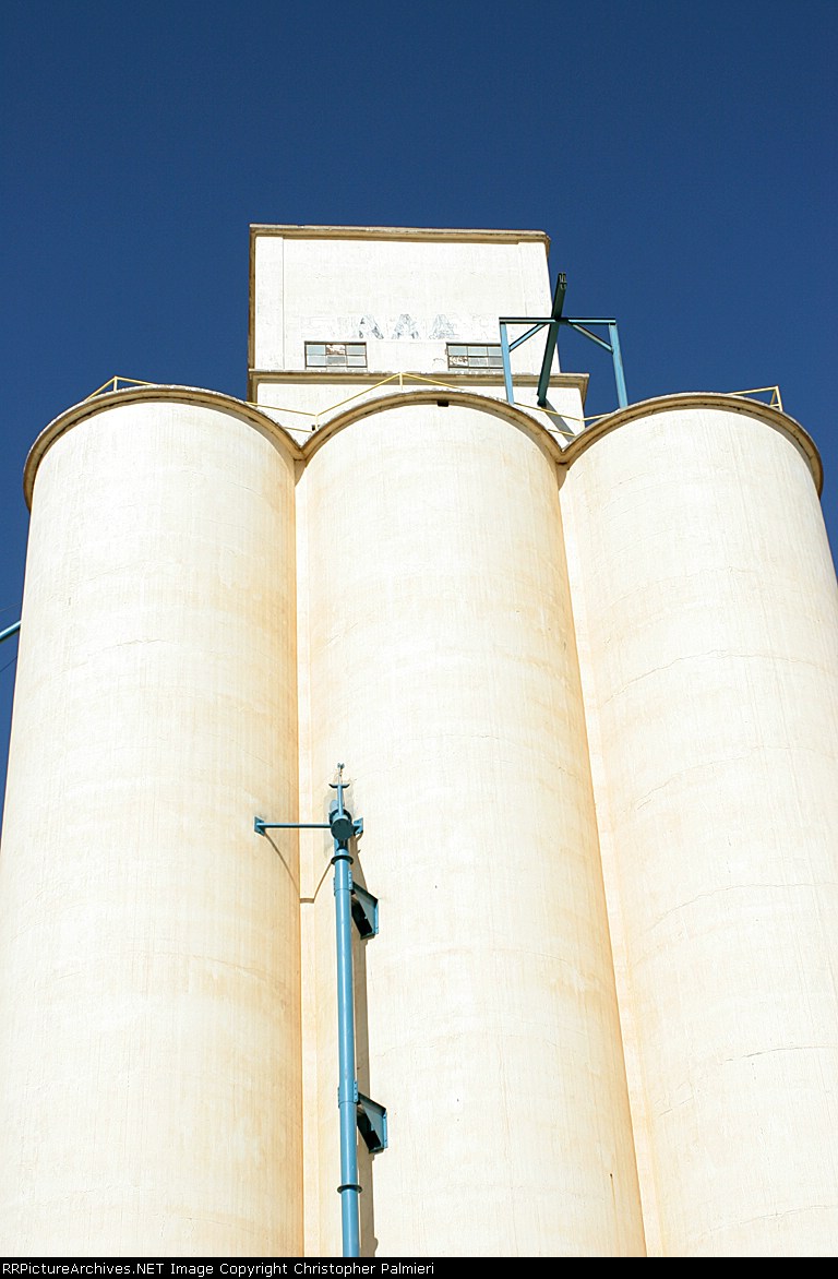 Grain Elevator on BNSF