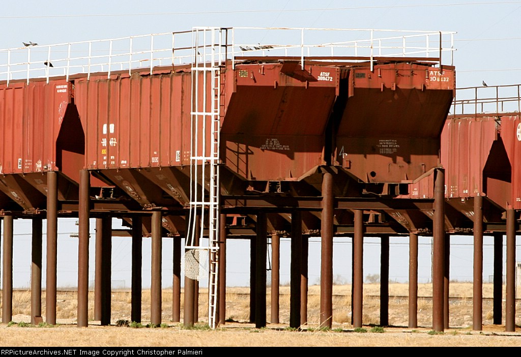 ATSF 309472 and ATSF 308432 Retired