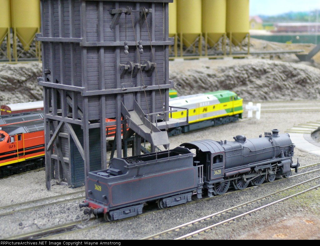 NSWGR 3628 (Austrain Model) at Lloydhurst coal stage before rebuild of loco