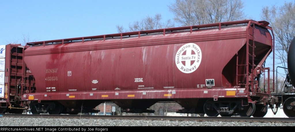 BNSF 402038