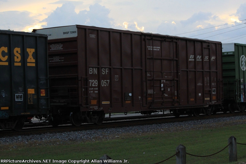 BNSF 729057