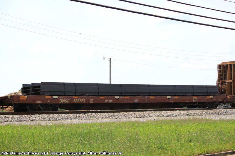 BNSF 585720