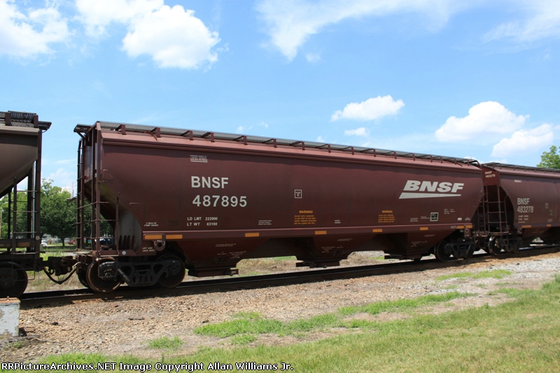 BNSF 487895