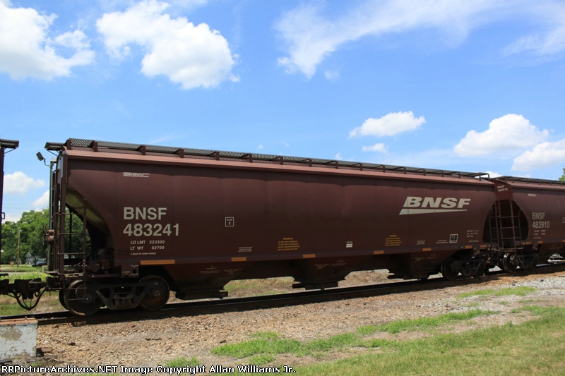 BNSF 483241