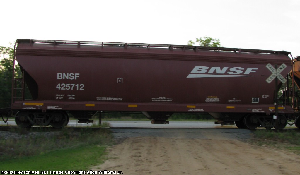 BNSF 425712