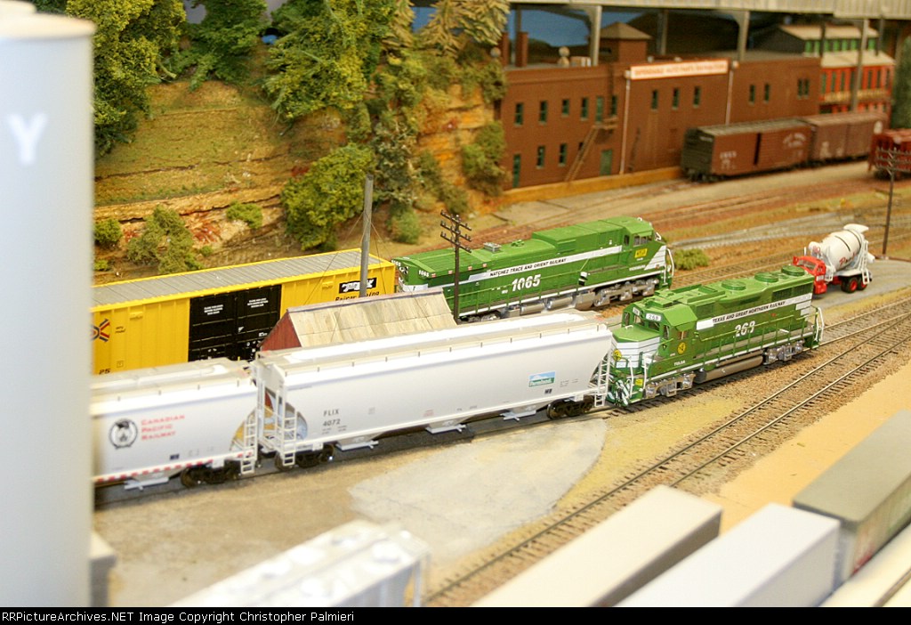 TGN GP35 268 and NTO C44-9W 1065