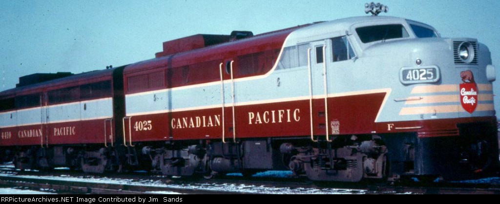 blackhawk%20slide%201962%20canadian%20pacific%20fa-1%204025.jpg