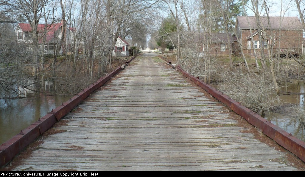 Former NC&STL main line