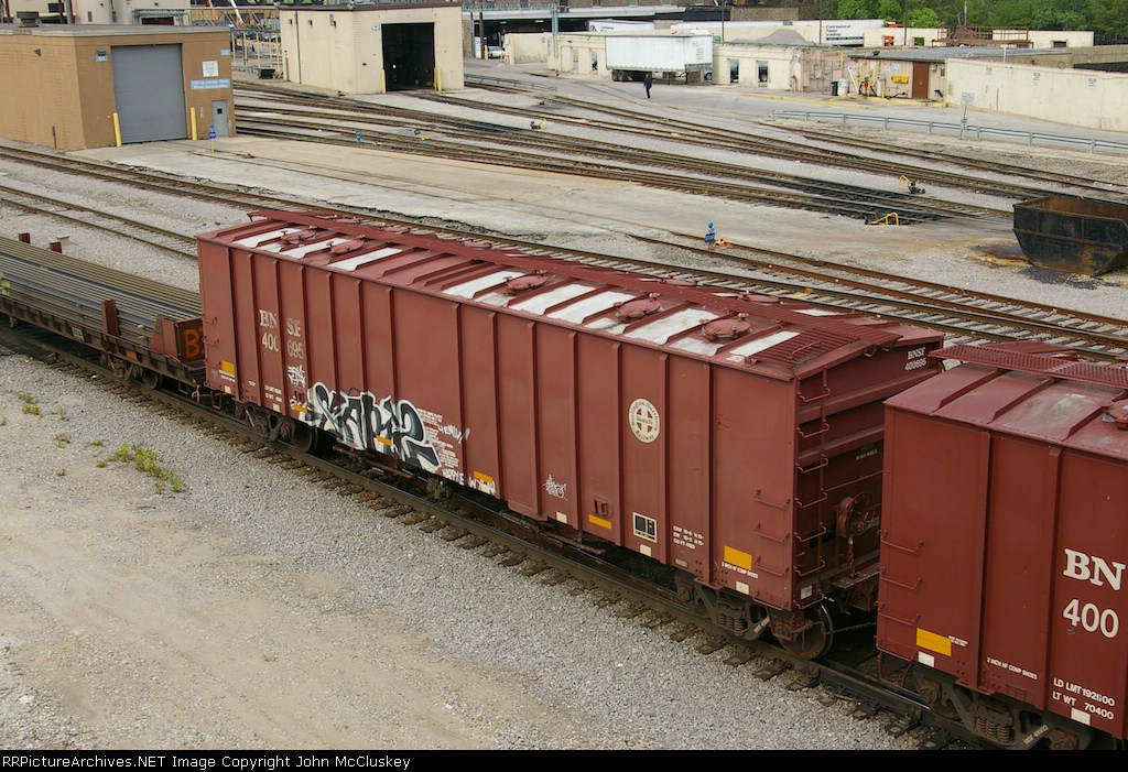 BNSF 400695