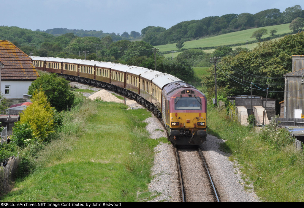 VSOE Orient Express visits Swanage