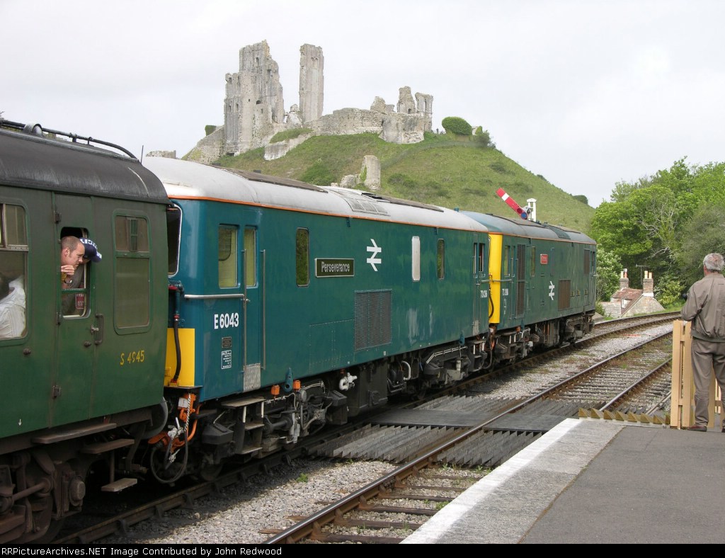 E6043 (73136) & 73208 at Corfe Castle