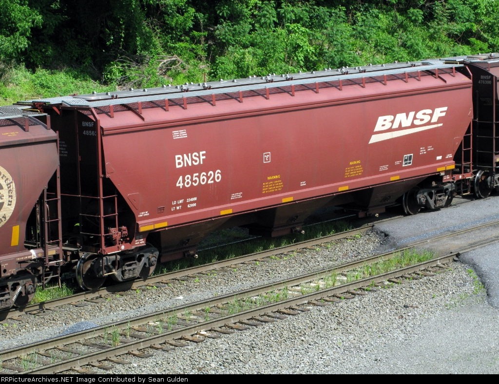 BNSF 485626