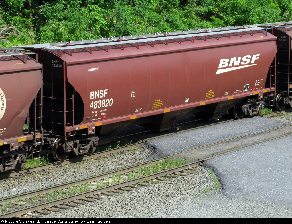 BNSF 483820