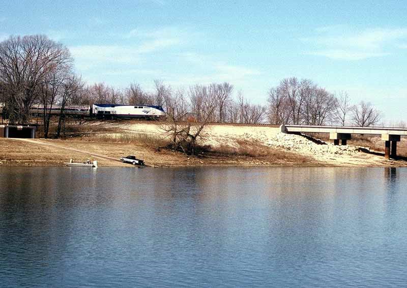 Gasconade River crossing approach