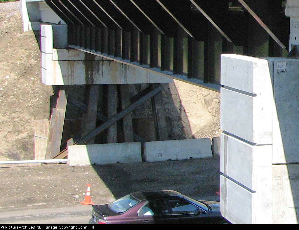 090628009 BNSF Hwy 12 bridge replacement project on Wayzata Sub.