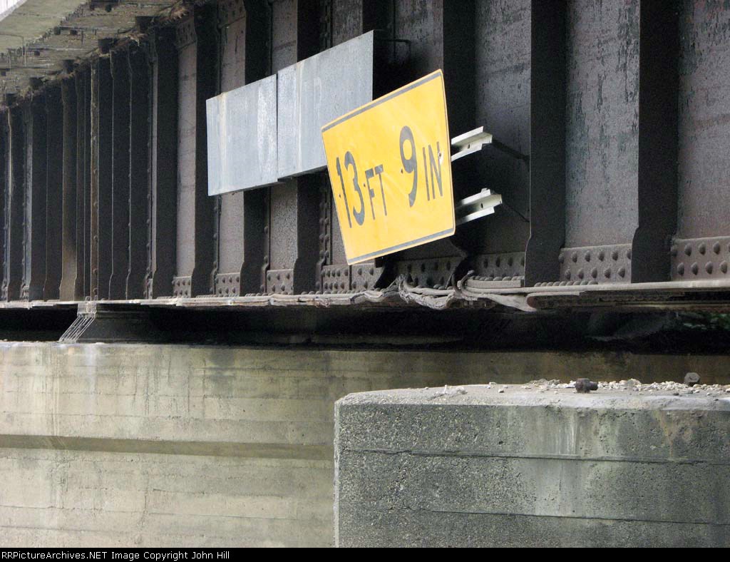 090920050 BNSF ex-GN 1929 bridge at MP 32.8 over Hwy 12 construction project