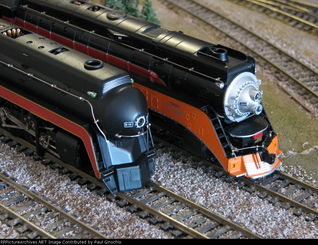 N&W 610 & 4449 side by side