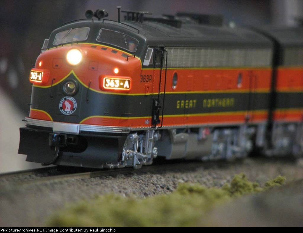 HO Scale Diesel Engine