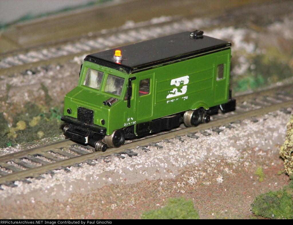 BN rail van in HO scale