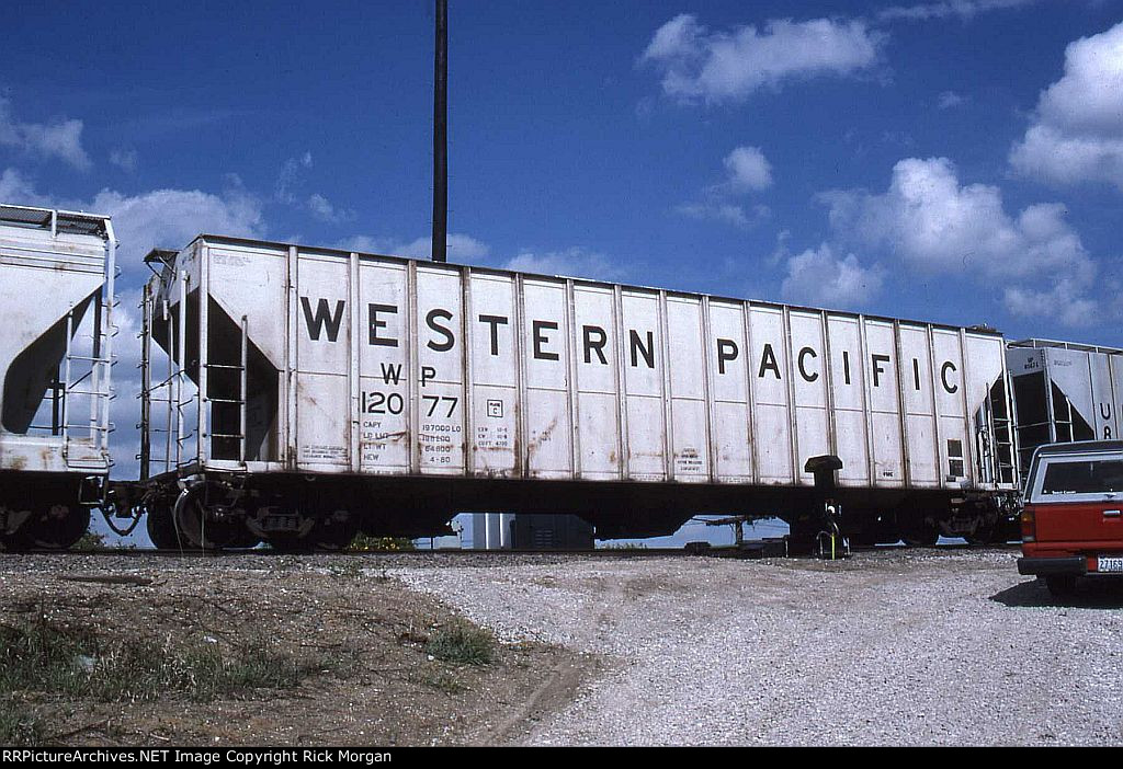 WP  Covered Hopper 12077