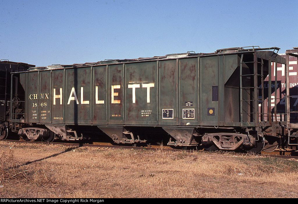 CHMX Covered Hopper 1868