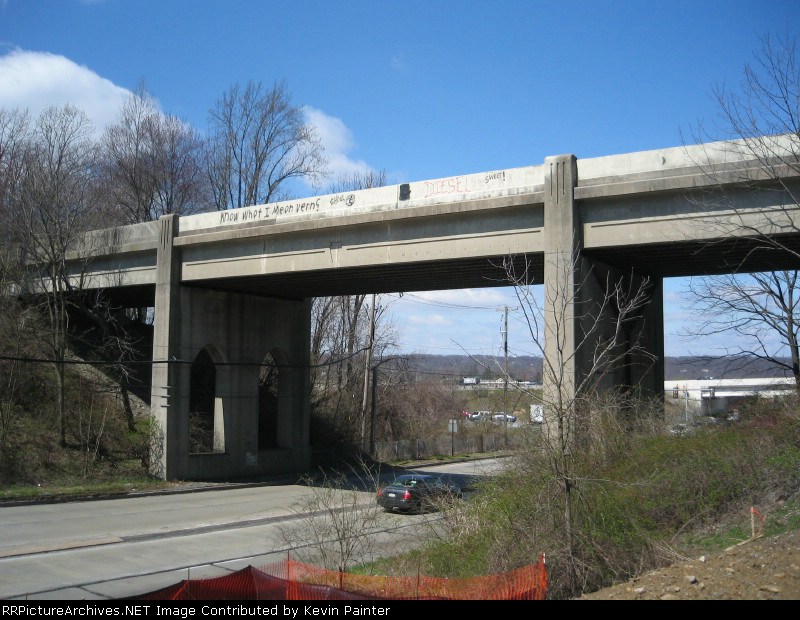 P&T bridge over 4 lane PA 100