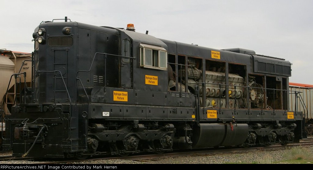 Hydrogen Diesel Platform on a former GN SD9