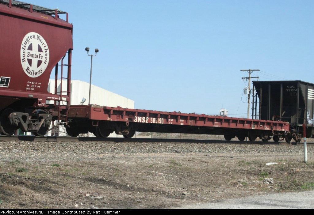 BNSF 585190