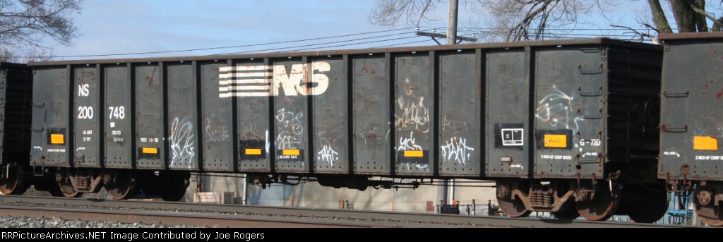 NS 200748