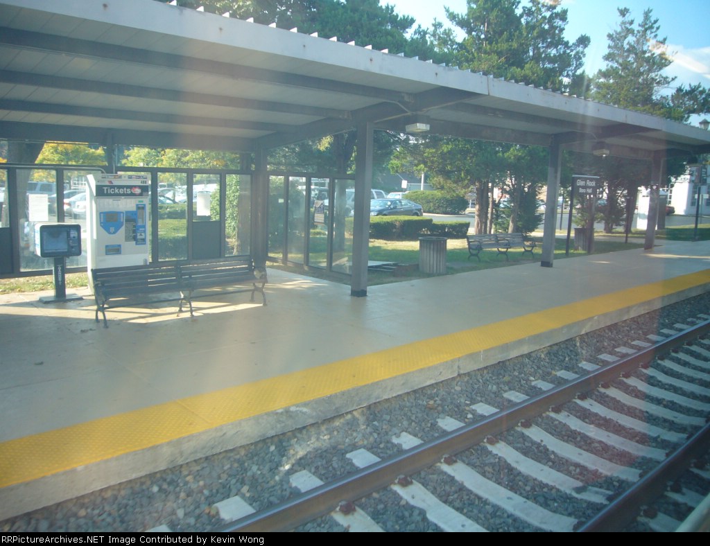 Glen Rock-Boro Hall station