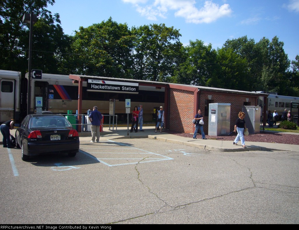 Hackettstown station