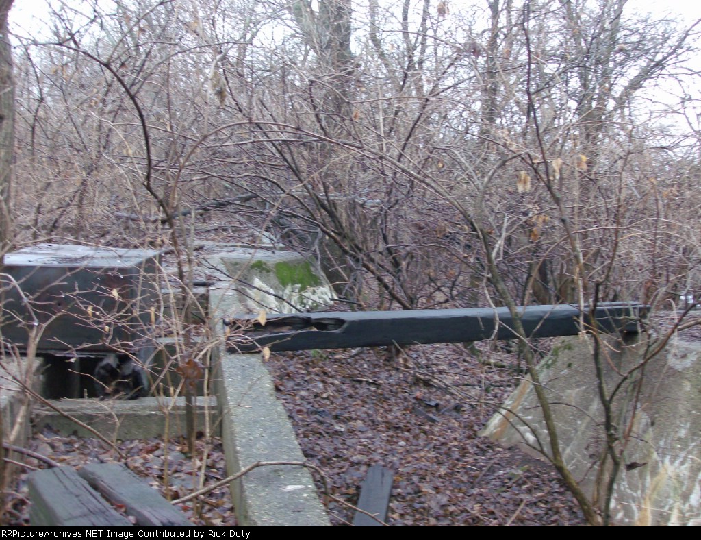 Foundation to unknown structure near former CNW