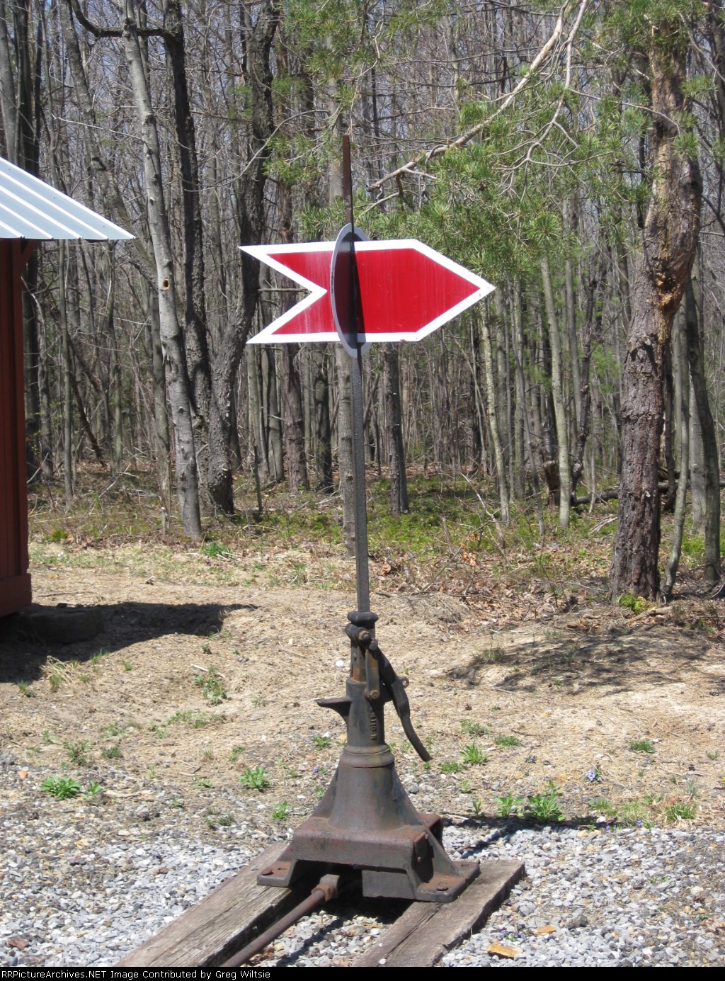 Switch at Bucksgahuda and Western