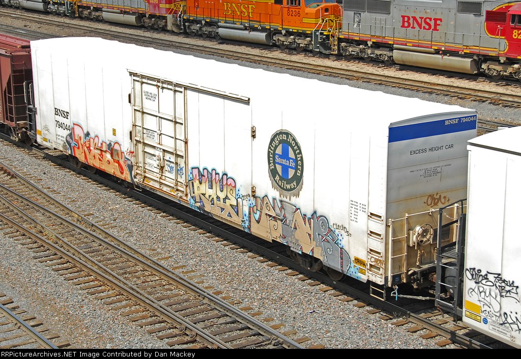 BNSF 794044