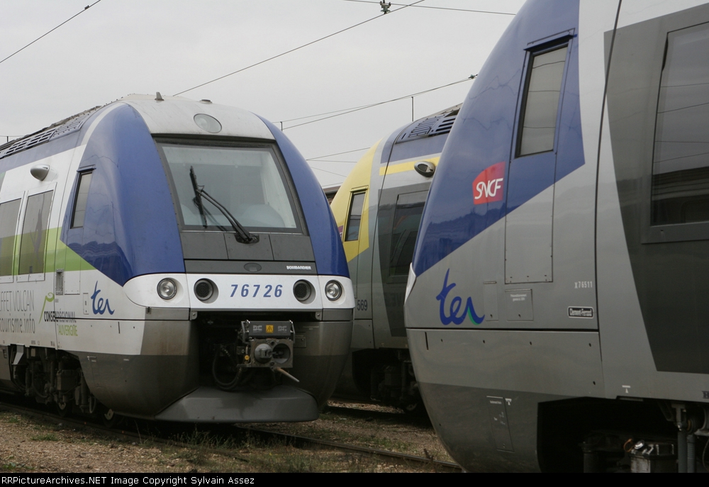 SNCF X 76726, X 76511 - B 81569