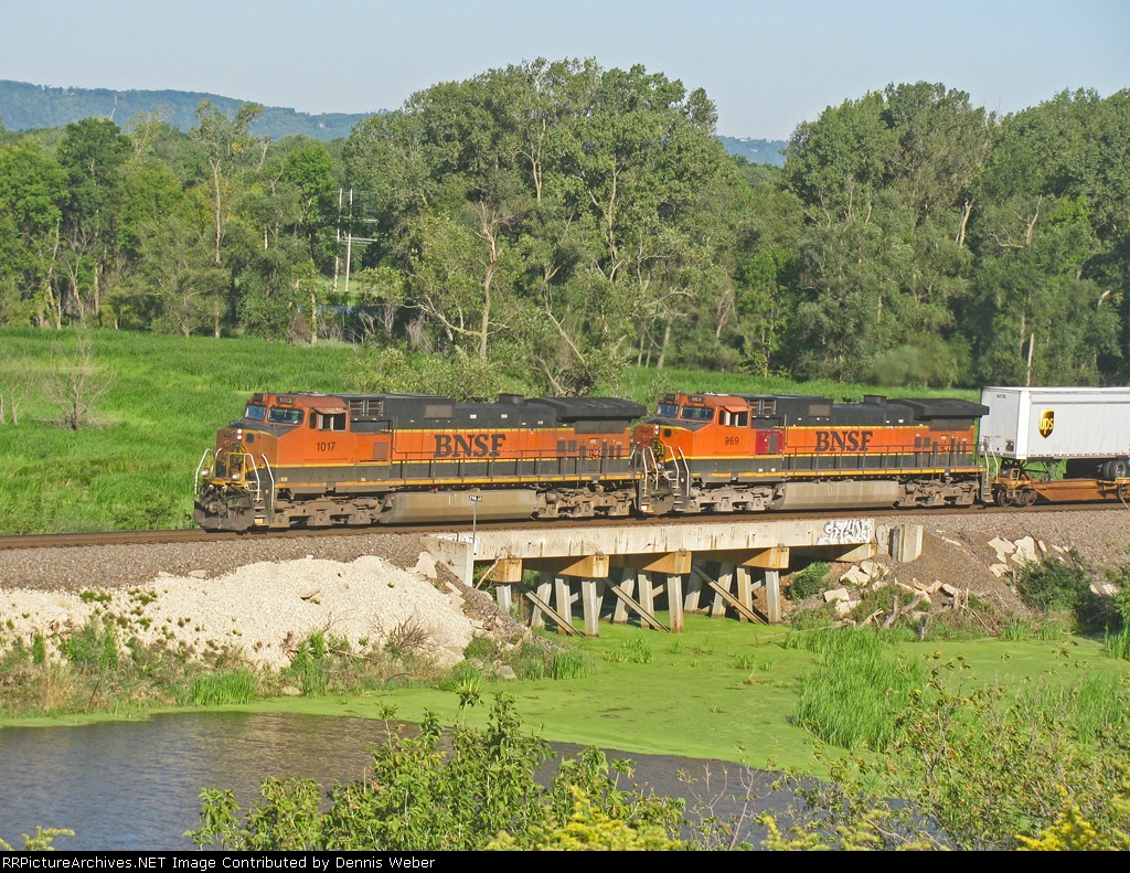 BNSF  1017, BNSF's   Aurora  Sub.  
