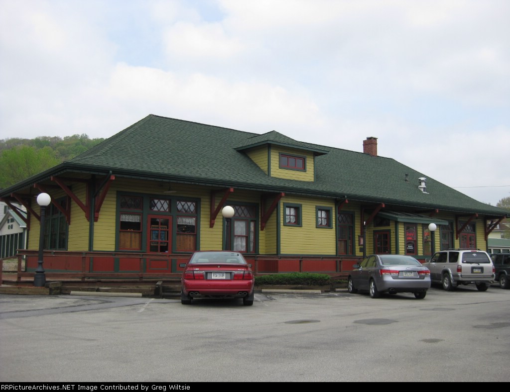 Former Indiana station