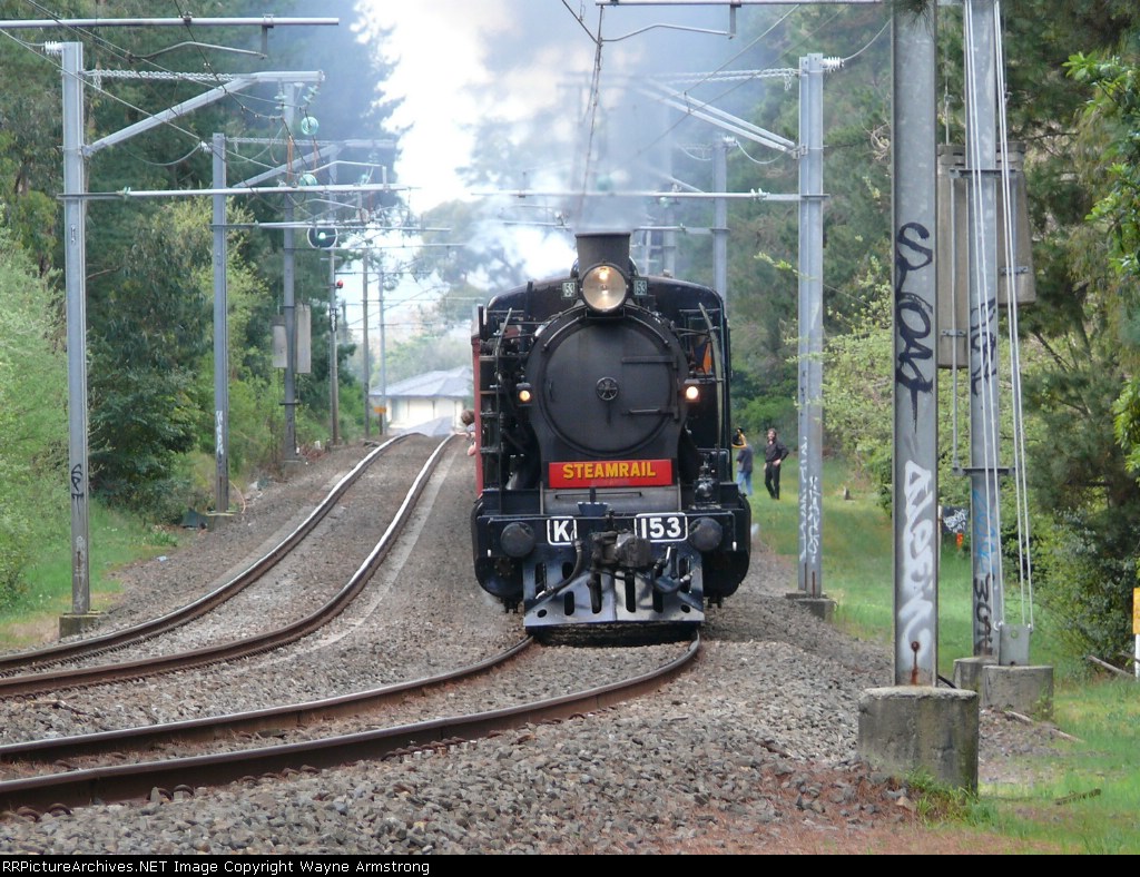 K 153 climbs after leaving Croydon