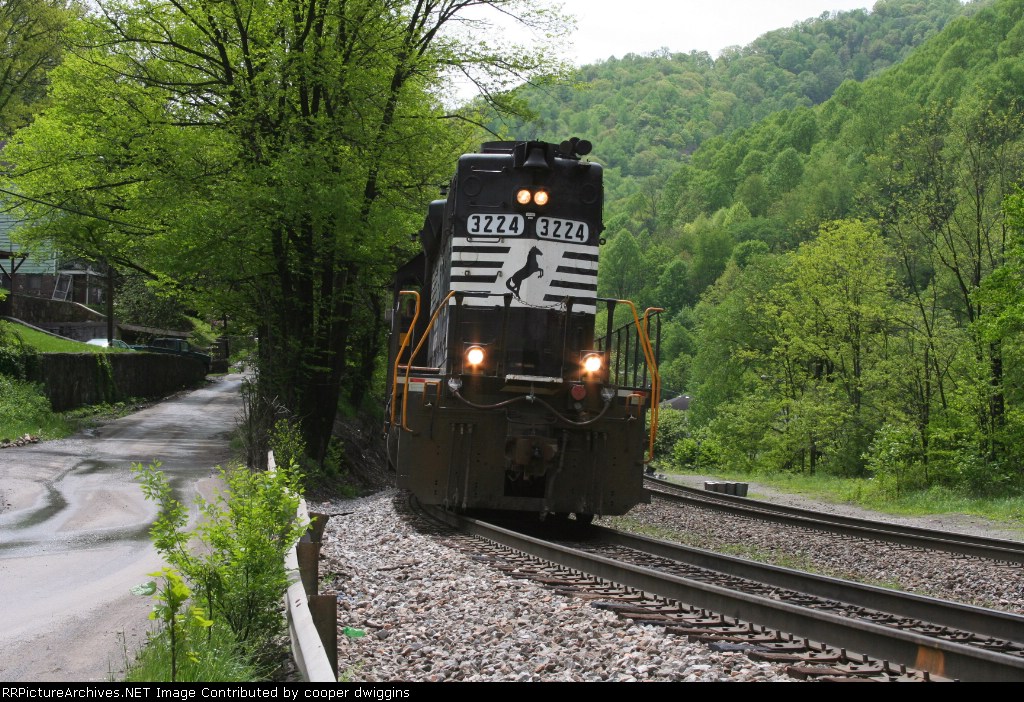 3224 leads 98Q back to Farm