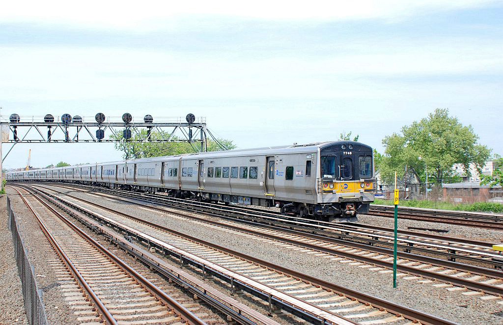 LIRR departing Woodside