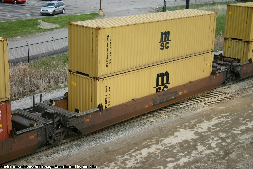 DTTX 750004 "E" Body 5 pak well car