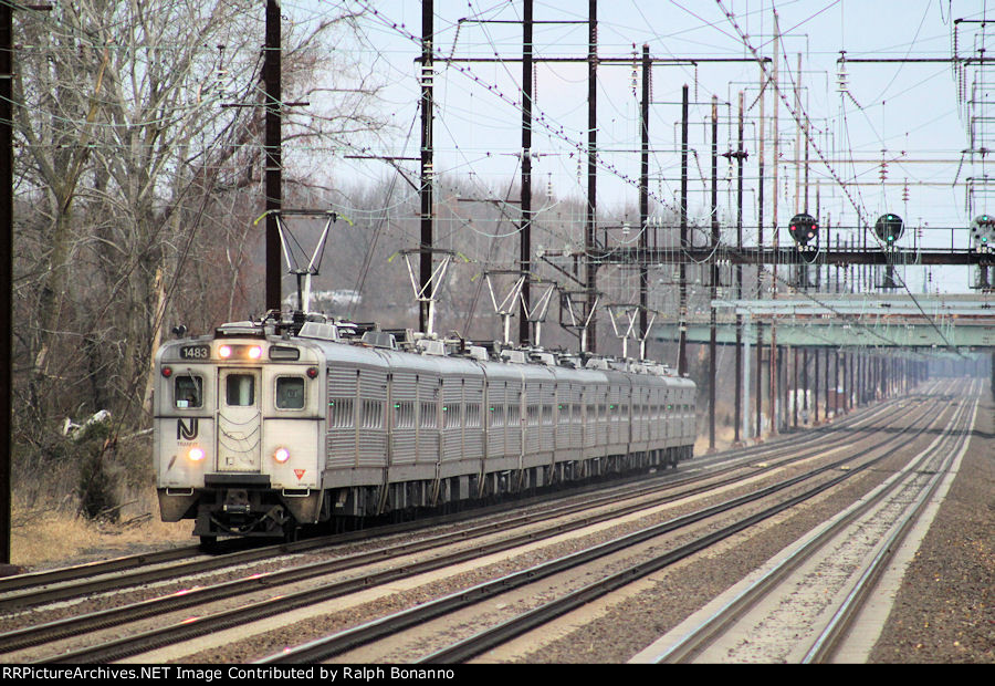 One of NJT's workhorse sets of MU cars approaches the station, Trenton bound