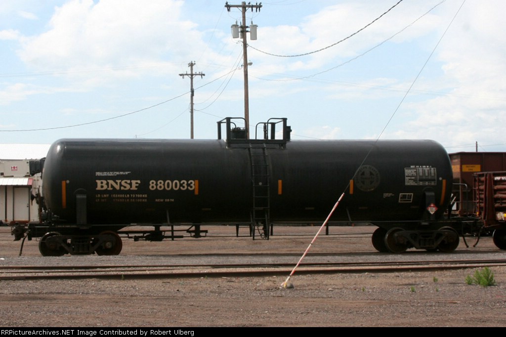 BNSF 880033